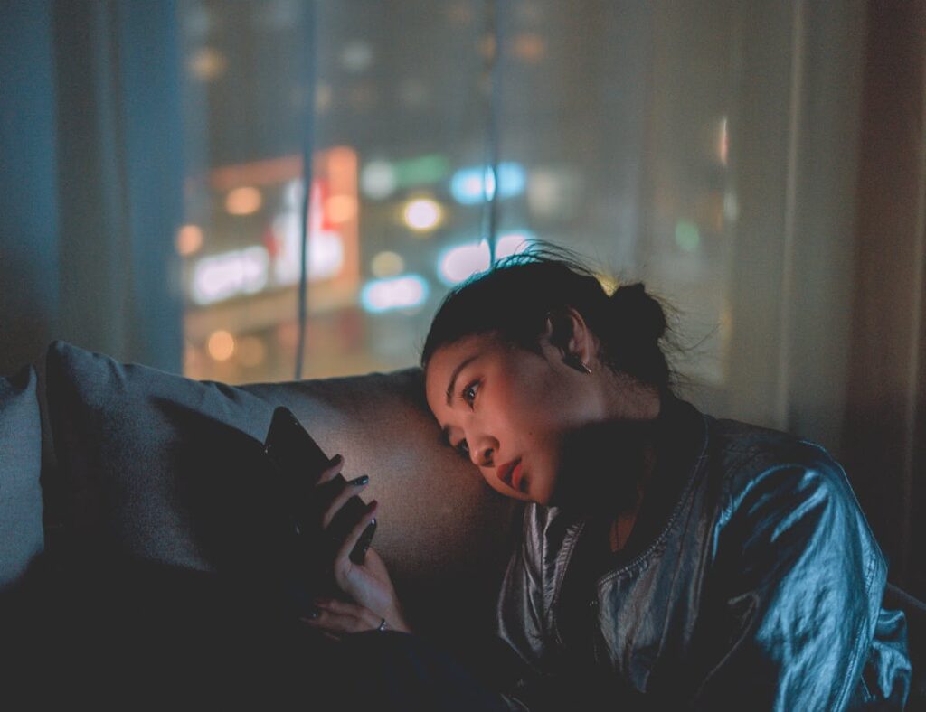 effects of social media on gen z